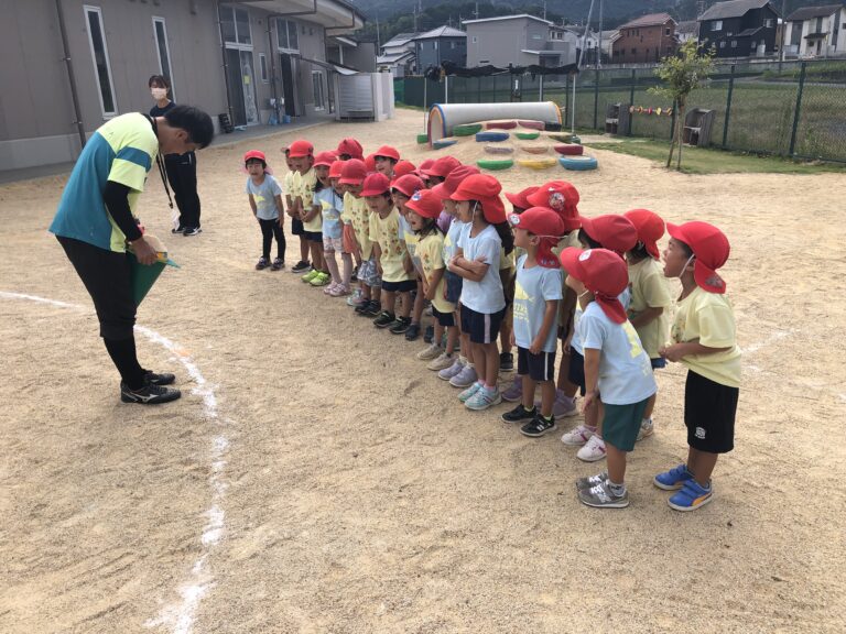 ４歳児　そらチーム　「スポーツの秋！キッズサッカー教室に参加しました！」