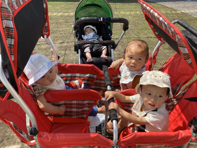 0歳児　うみチーム 「お友だちが増えたよ！」