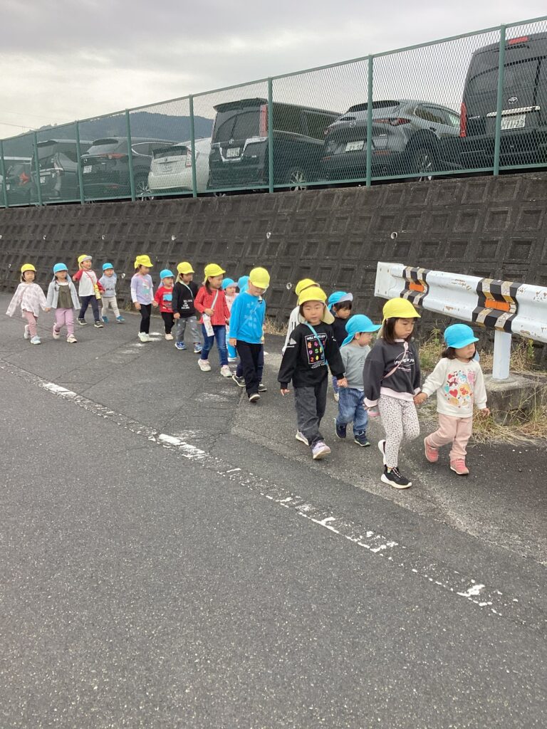 ２歳児　「散歩に行ったよ！」