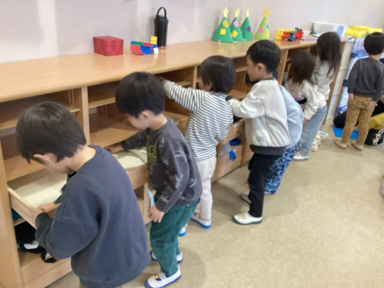 ２．３．４．５歳児　「ピカピカにするぞ！！」